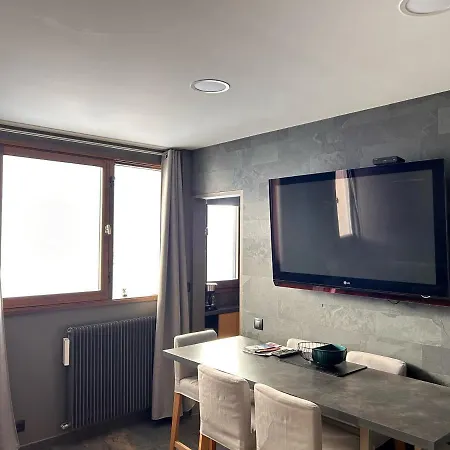Renove Avec Kitchenette Equipee, Proche Des Pistes Et Commerces, Casiers A - Fr-1-425-207