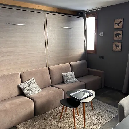 Apartment Renove Avec Kitchenette Equipee, Proche Des Pistes Et Commerces, Casiers A - Fr-1-425-207 *