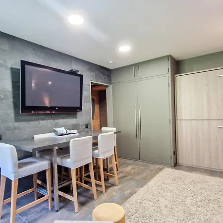 Rénové Pour 4 Pers. Près Des Pistes Et Commerces - Fr-1-425-207 Appartement *
